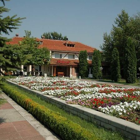 Motel Paradise Oryakhovo Zewnętrze zdjęcie