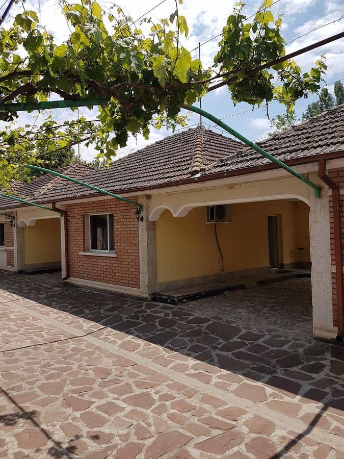 Motel Paradise Oryakhovo Zewnętrze zdjęcie