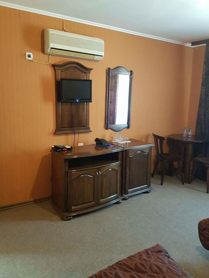 Motel Paradise Oryakhovo Zewnętrze zdjęcie