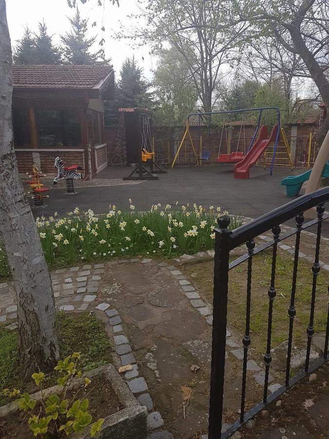 Motel Paradise Oryakhovo Zewnętrze zdjęcie