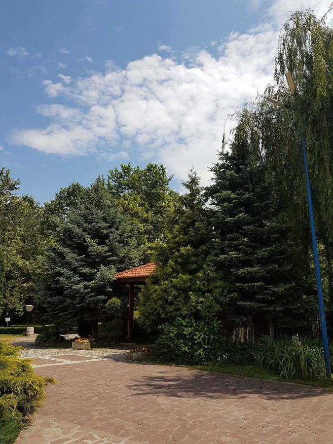 Motel Paradise Oryakhovo Zewnętrze zdjęcie